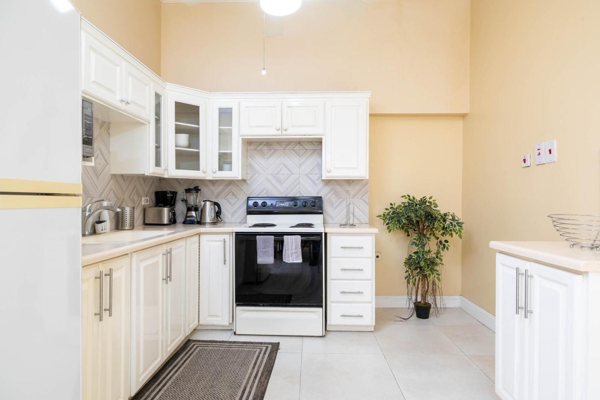 קינגסטון Choose To Be Happy At The Westbury - Two Bedroom Apartment מראה חיצוני תמונה