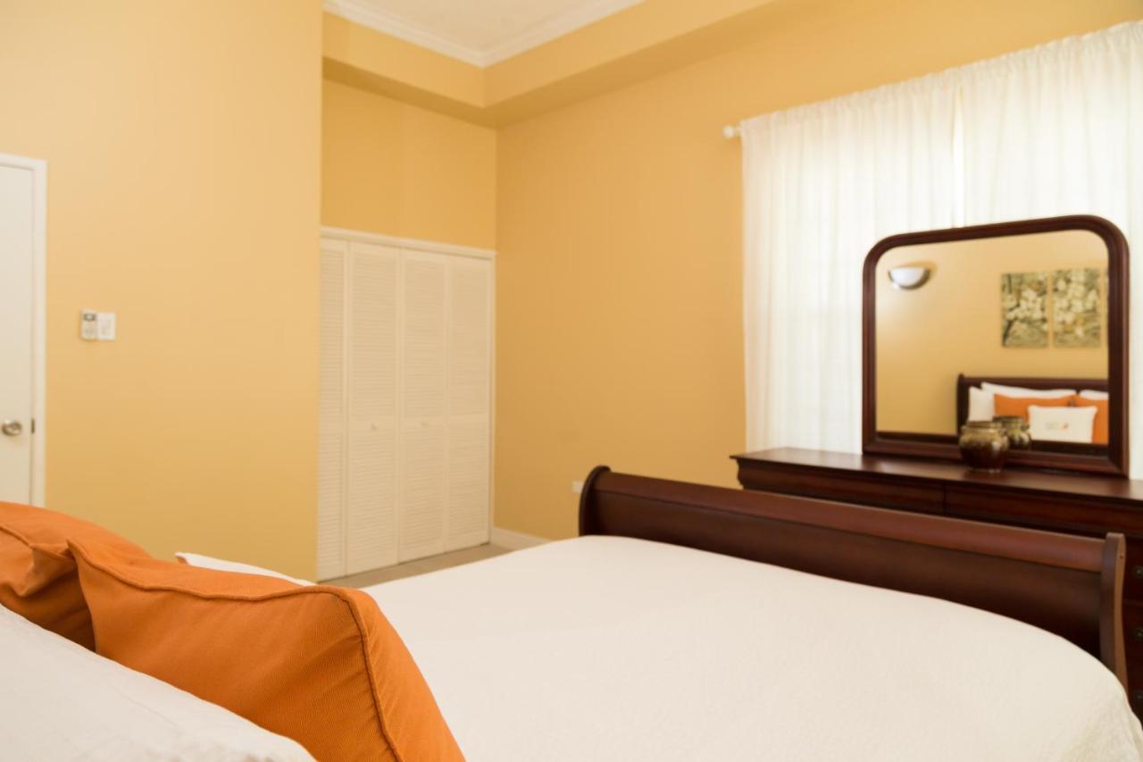 קינגסטון Choose To Be Happy At The Westbury - Two Bedroom Apartment מראה חיצוני תמונה